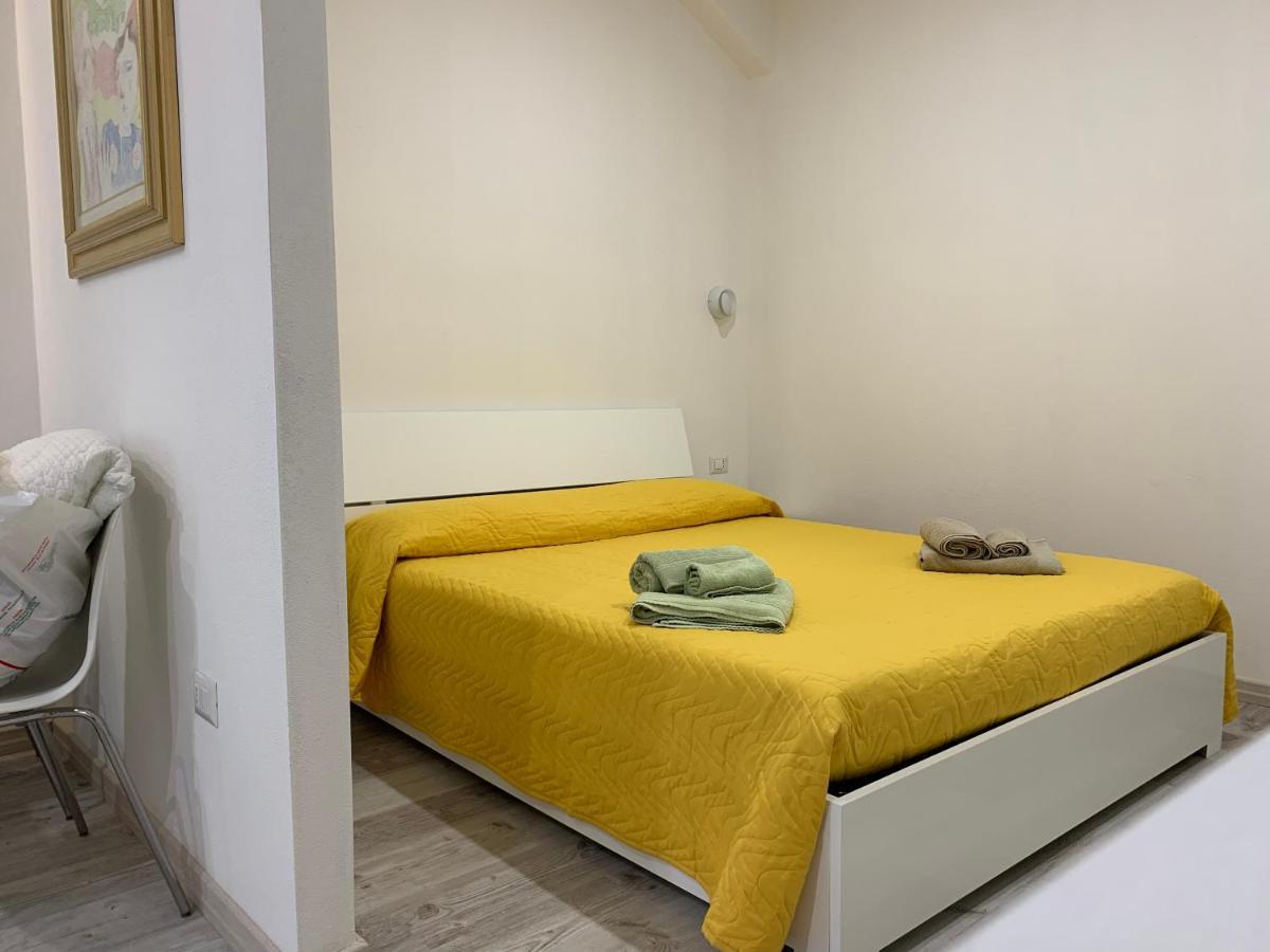 Allwhite Iun R5535 Apartment *